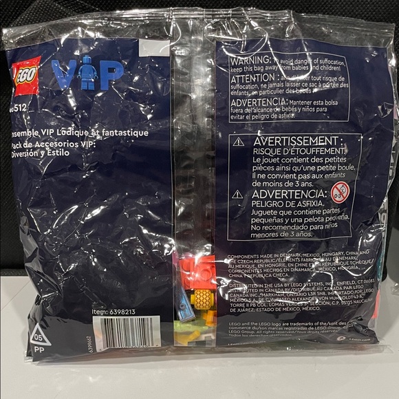LEGO 40512 Fun and Funky VIP Set - Picture 2 of 2